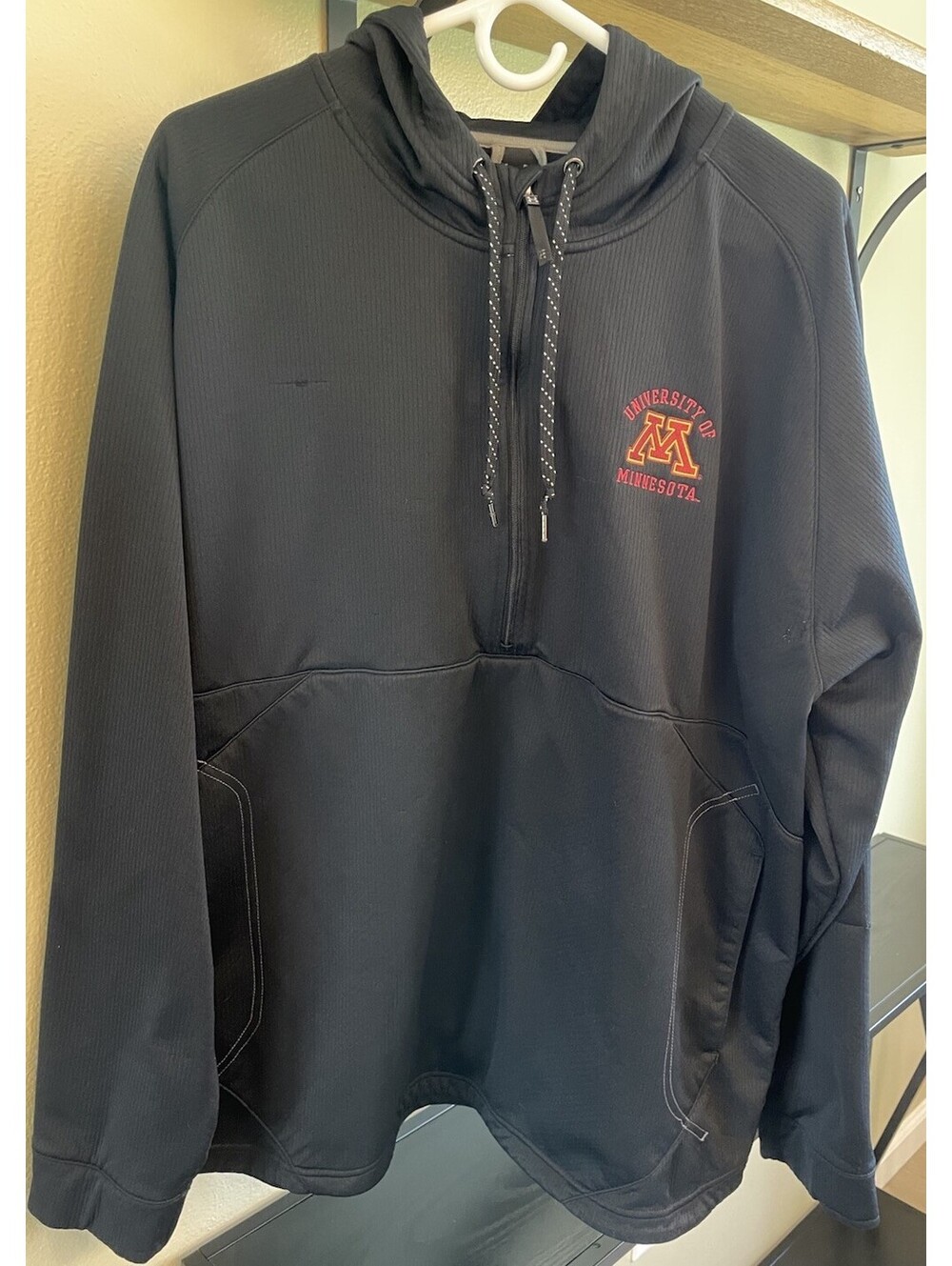 Under Armour Minnesota Gophers 1/2 Zip Pullover Black XXL Hooded Sweatshirt READ